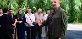 Prezidentin sosial media hesablarında Quzeyxırman və Güneyxırman sakinləri ilə görüşünə dair paylaşım edilib - VİDEO