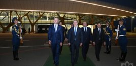 Slovakiya prezidenti Füzuli aeroportundan təyyarə ilə Bakı şəhərinə yola düşüb - FOTO