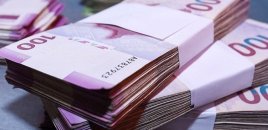 Ailə büdcəsində təhsil fərqi: Ali təhsillilər pullarını hara xərcləyir?