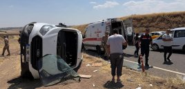 Türkiyədə şagirdləri daşıyan avtobus aşdı - 19 nəfər yaralandı