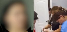Qapıdan baxan qeydiyyatçı oğlan imiş - Videodakı qadın danışdı