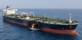 Radarını söndürən tanker Hörmüz boğazında minaya düşüb