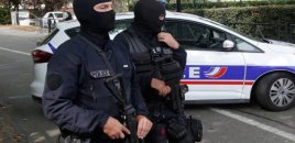 Parisdə bıçaqlı hücum nəticəsində üç qadın yaralanıb