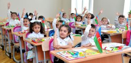 Rus bölməsində ən yüksək nəticə göstərən məktəblər - SİYAHI