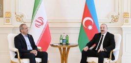 İlham Əliyev Məsud Pezeşkiana təşəkkür etdi