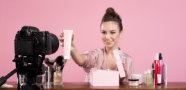 Niyə adi reklama yox, blogerə inanırıq? - Sosial şəbəkə reklamları bizi necə inandırır?
