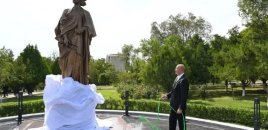 Əcəmi Naxçıvaninin abidəsinin açılışı oldu - FOTOLAR