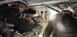Bakıda mağazanın tavanı uçdu, qadın xəsarət aldı - Video