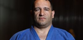 İlham Zəkiyev Avropa çempionatında finala vəsiqə qazanıb