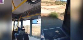 Sərnişin avtobusu qapısı açıq idarə olunub - VİDEO