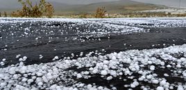 Kəlbəcərə dolu düşüb