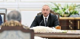 İlham Əliyev Özbəkistan Prezidentinin Qarabağa investisiyaların cəlb edilməsində xüsusi rolunu qeyd edib
