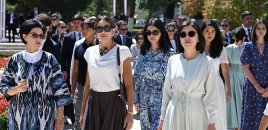 Prezident ailəsinin İsmayıl Samani türbəsindən - Fotoları