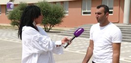 Xəbər vermədən övladını sinifdə saxladılar - VİDEO
