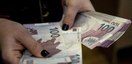 Niyə bəzi insanlar pul qoxusunu sevir – Bunun səbəbi nədir?