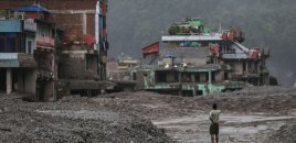 Nepalda daşqın nəticəsində ölənlərin sayı 734 nəfərə çatıb