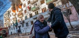 Rusiya Xarkov vilayətində dinc sakinlərə zərbə endirdi – Ölənlər var