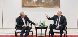 “Əla İstisu var, özümlə gətirmişəm” - Prezidentlə Pezeşkianın səmimi dialoqu