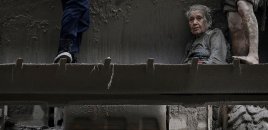 Nepalda sel fəlakəti: Ölənlərin sayı artdı