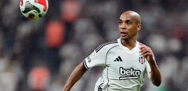 "Beşiktaş" Joao Mario ilə yollarını ayırdığını açıqladı