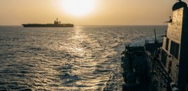 İrana məxsus tanker Oman körfəzində batdı