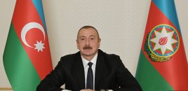 Prezident Şarovskinin vəfatı ilə bağlı nekroloq imzaladı