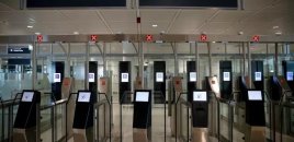 Dünyada yalnız bu üç nəfər pasportsuz gəzə bilir