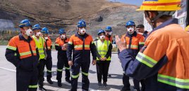 Azərbaycan nümayəndə heyəti Qırğızıstanda “Altynken” qızıl mədəni və affinaj zavodu ilə tanış olub - FOTOLAR