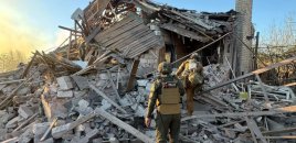 Rusiya Aleksandrovka qəsəbəsini bombaladı