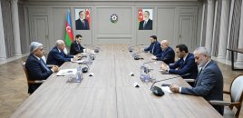 Əli Əsədov Suriyanın iqtisadiyyat və sənaye nazirini qəbul edib