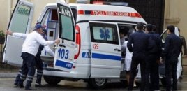 Azərbaycanda dəhşət: Anasının üzərinə benzin tökərək yandırdı
