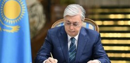 Tokayevdən sərt qərar: Nazir müavinlərini və baş komandanı işdən çıxardı