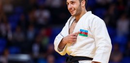 Əhməd Yusifov dünya çempionu oldu