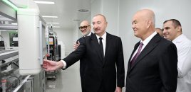 Prezident dərman istehsalı müəssisəsinin açılışında - FOTOLAR