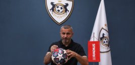 Radius “Canlı əfsanələr” layihəsinin 2026 kolleksiyasını Qurban Qurbanova həsr edir