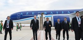 İlham Əliyev Türkmənistana işgüzar səfərə gəlib