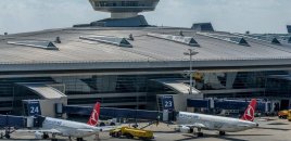 Türkiyədən Moskvaya uçan üç sərnişin təyyarəsi geri qayıdıb