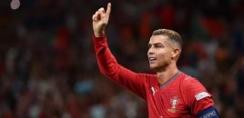 "Tarixin ən yaxşı futbolçusuyam" - Ronaldo