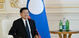 Laos Prezidenti Zəfər parkını ziyarət edib