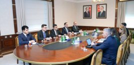 AİB-in direktoru Naxçıvanın TRIPP layihəsi çərçivəsində nəqliyyat imkanlarını müzakirə edib