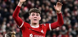 "Liverpul"un gənc futbolçusu Stiven Cerrardın göstəricisini təkrarladı