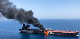 SEPAH: Hörmüz boğazından keçməyə çalışan supertanker minaya düşüb