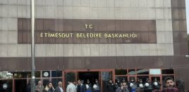 Türkiyədə istintaq: İki məmur həbs edildi