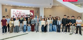 Bakcell-in baş icraçı direktoru ADA Universitetinin tələbələri ilə görüşüb