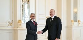 İlham Əliyev Hindistanın xarici işlər nazirini qəbul etdi - FOTOLAR