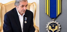 Təltif olunduğu ordeni illər öncə özü hazırlayıbmış...