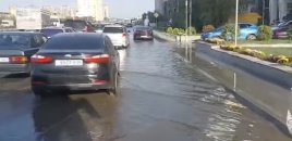 Abşeron Gənclər şəhərciyində yolu su basıb