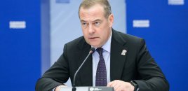 Medvedev: Qərb ölkələri Rusiyaya qarşı 30 mindən çox sanksiya tətbiq edib
