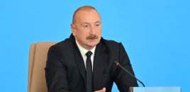 “Kiməsə dərs deməyə çalışmazdan öncə güzgüyə baxmalısınız”