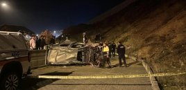 Ərzurumda minik avtomobili aşıb, iki nəfər ölüb
